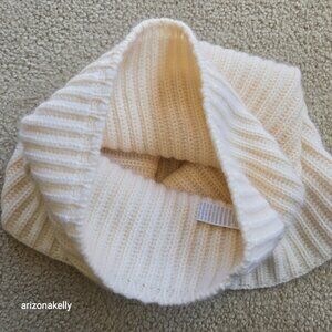NWOT Malo Cashmere Neck Warmer Ivory